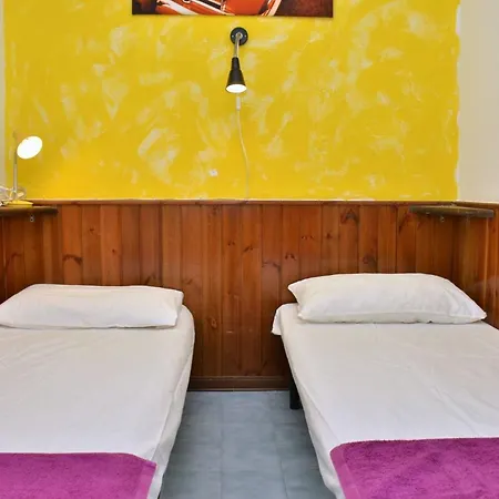 Lovely Flat With Terrace In Bibione-beahost