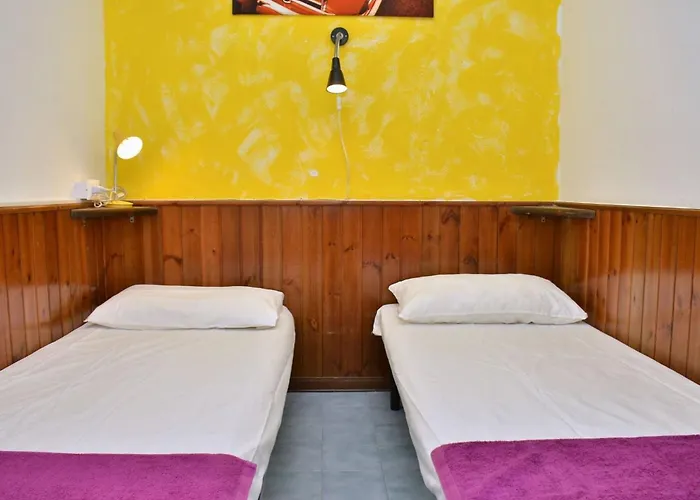 Lovely Flat With Terrace In Bibione-beahost