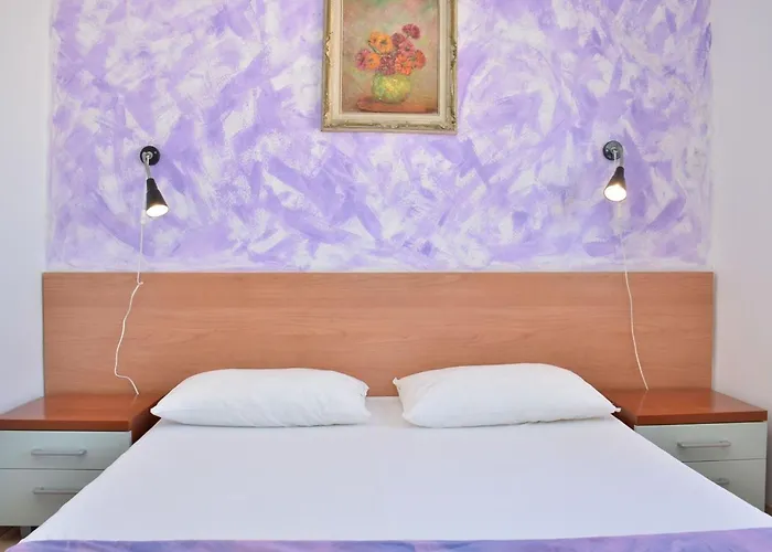 Lovely Flat With Terrace In Bibione-beahost *