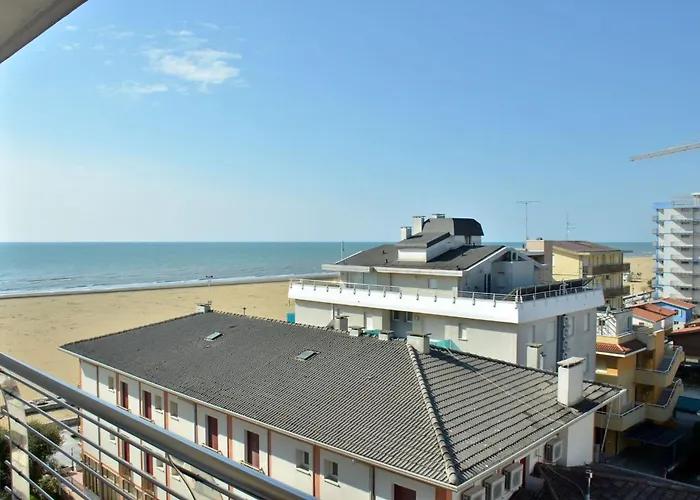 Apartment Lovely Flat With Terrace In Bibione-beahost